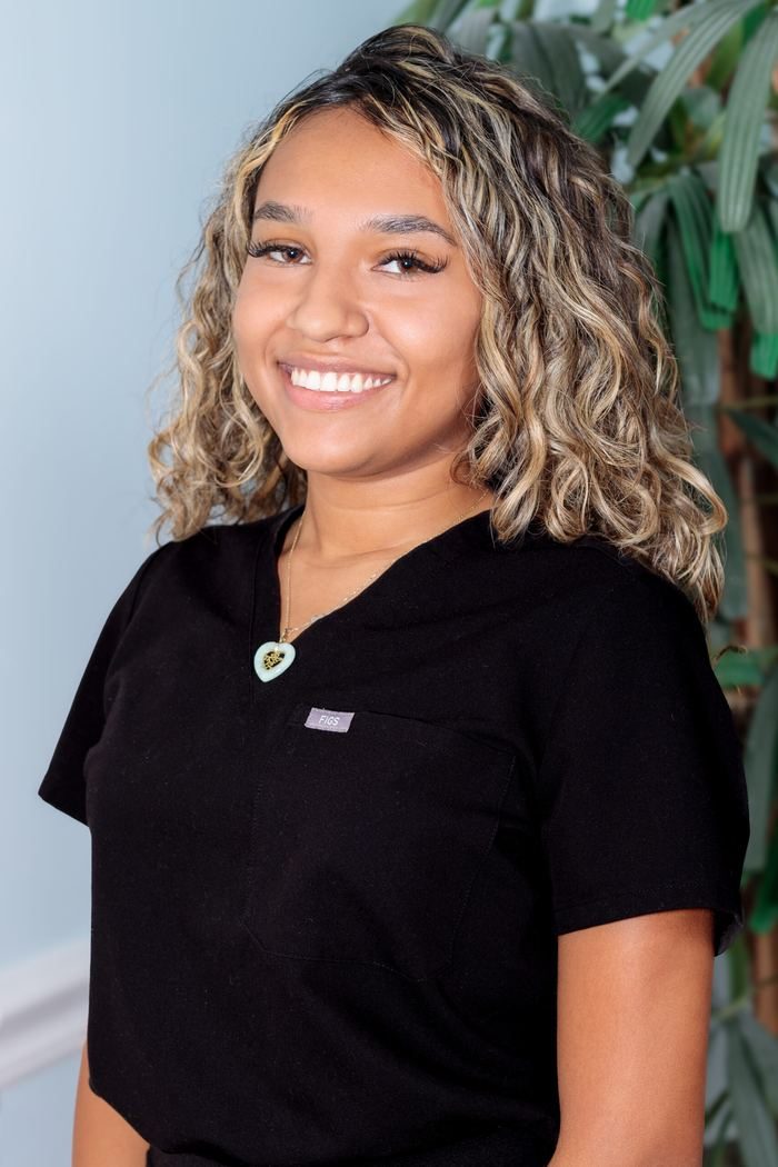 A member of the RegenOrtho Palm Beach care team